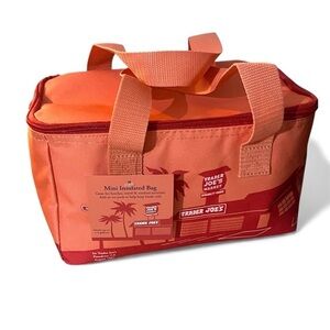 New Trader Joe’s Mini Insulated Cooler Bag Lunch Bag Peach Orange Color NWT